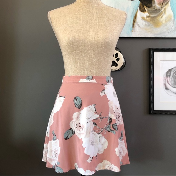 Rosy Floral Skirt - Picture 2 of 8